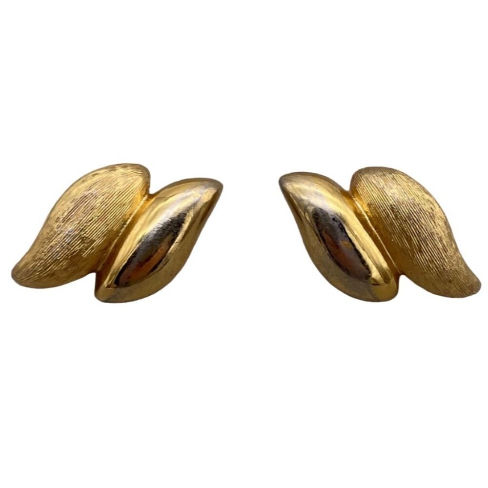 Vintage Napier Pierced Earrings Textured Drop Gold Tone Butter Fly Closure
